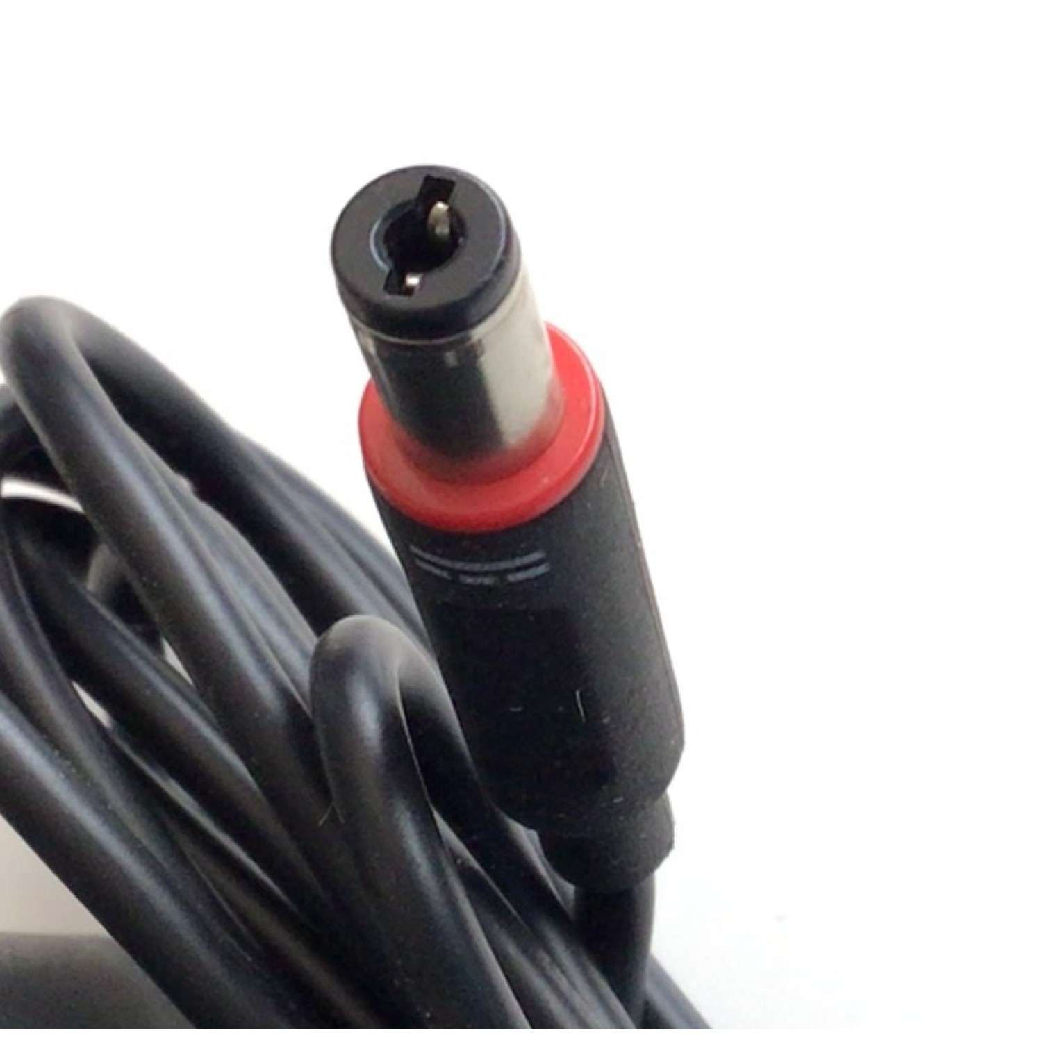 CARGADOR / ADAPTADOR DE FUENTE DE ALIMENTACION AC XFINITY / NUMERO DE PARTE WAG024 / EPS-3 / ENTRADA VCA 100-120V~ 60HZ 1.0A / SALIDA VCD 12V 3.0A / MODELO WAG024 - Imagen 2